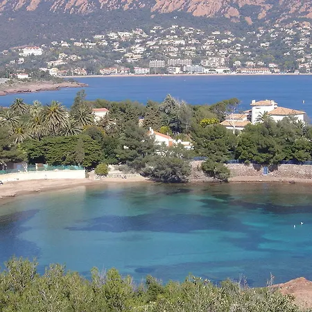 De La Plage Saint-Raphaël