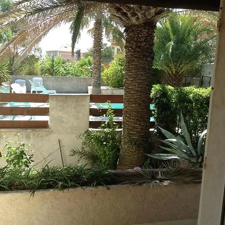 Otel De La 2*